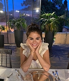 Selena_Gomez_Instagram-09.jpg