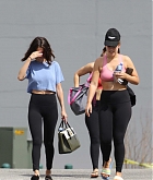 Selena_Gomez__-steps_out_for_pilates_with_friends_in_Los_Angeles_on_March_14-10.jpg
