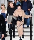 Taylor_Swift2C_Sophie_Turner2C_and_Selena_Gomez_-_Out_in_New_York_November_42C_202305.jpg