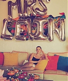 selena_gomez_bachelorette_party_28929.jpg